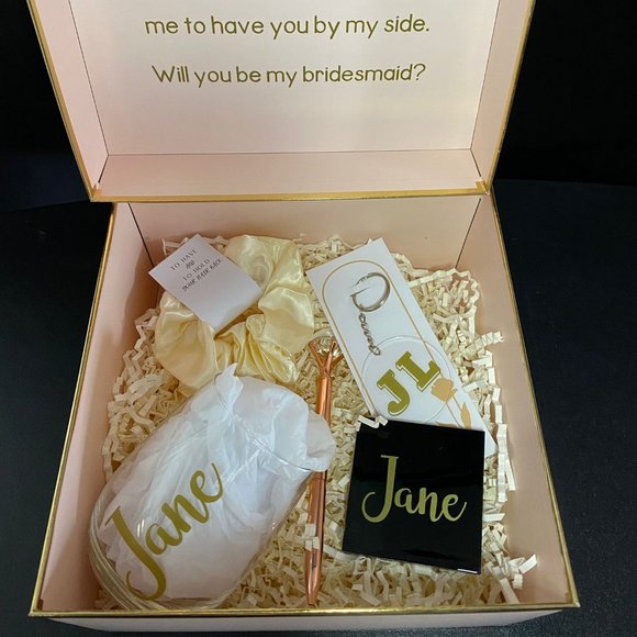 Personalized Bridesmaid Proposal Box - Picture 2 of 3
